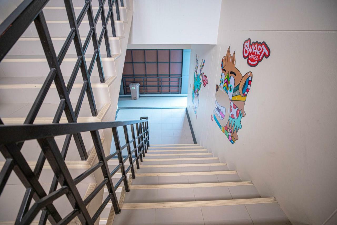 Smart Hotel Ban Lam Luk Ka Bagian luar foto